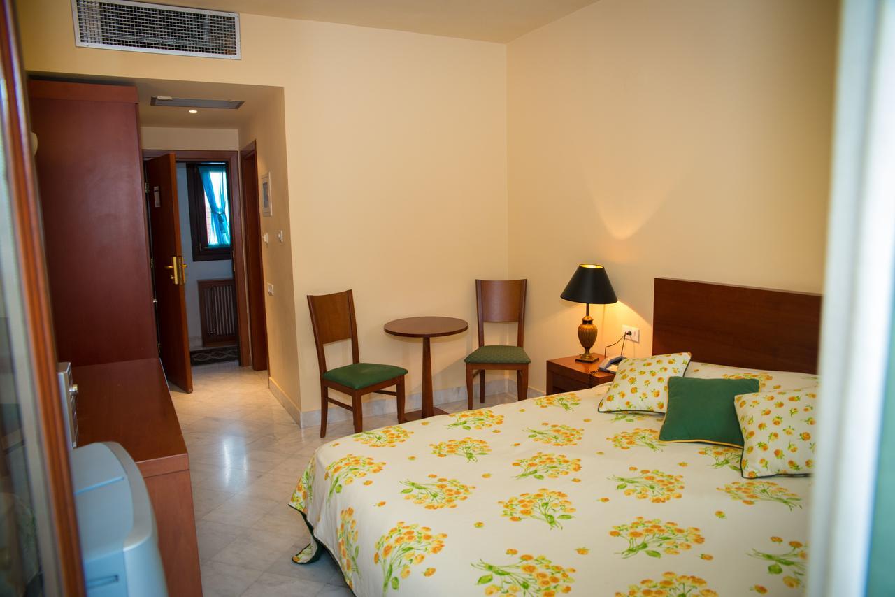 Maritsas Hotel & Suites Portariá Eksteriør bilde